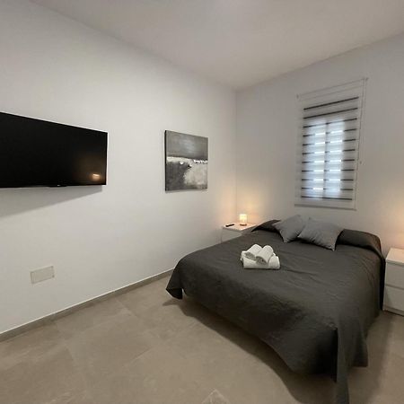 Apartamentos & Spa Torres De San Juan Нерха Экстерьер фото