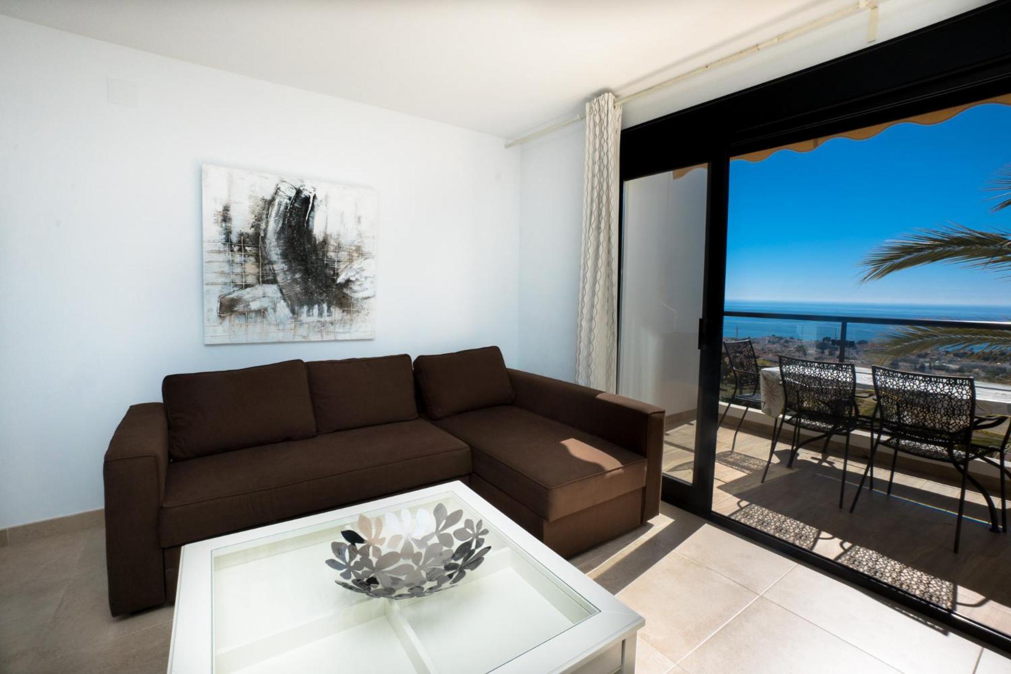 Apartamentos & Spa Torres De San Juan Нерха Экстерьер фото