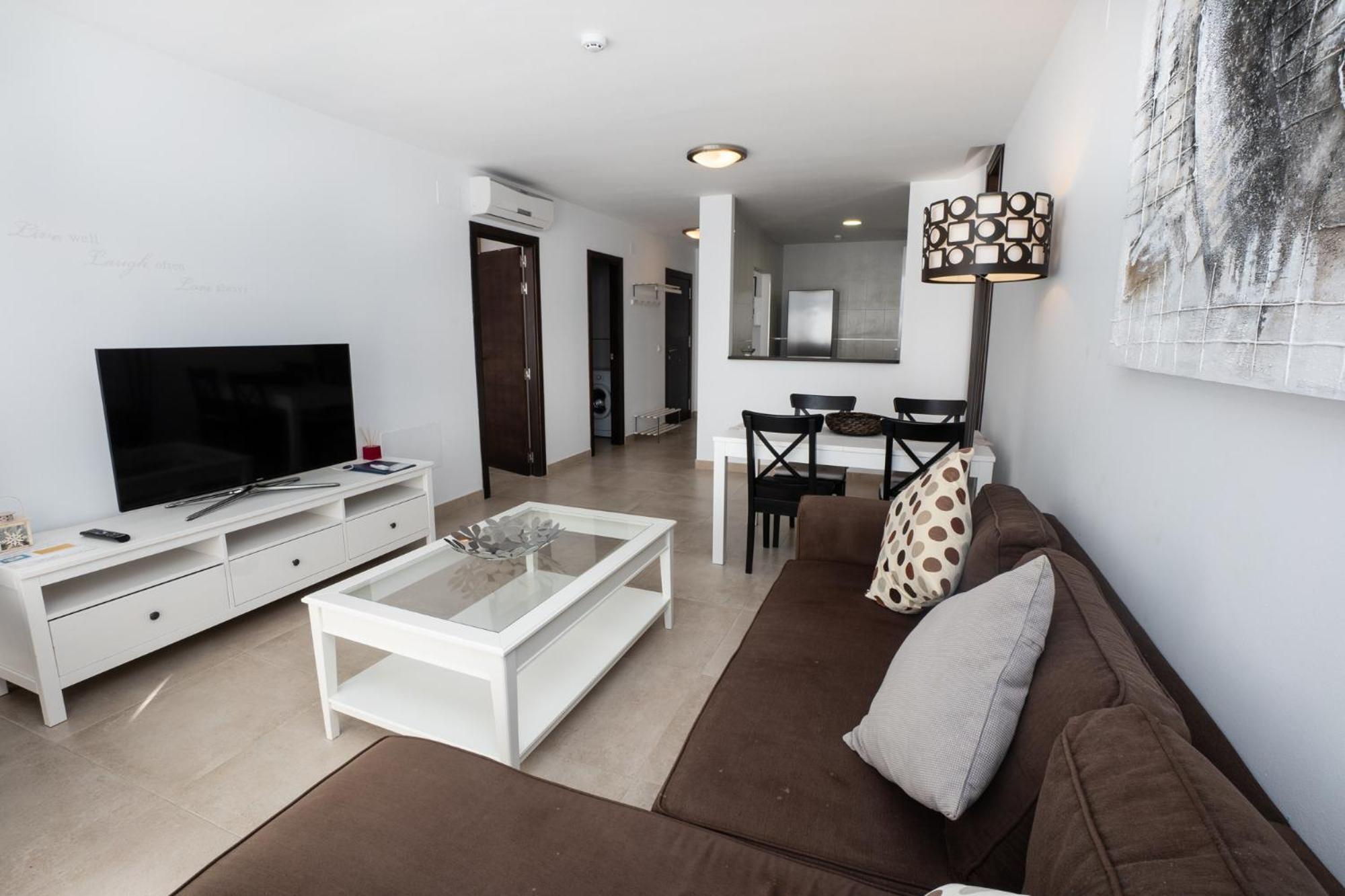 Apartamentos & Spa Torres De San Juan Нерха Экстерьер фото