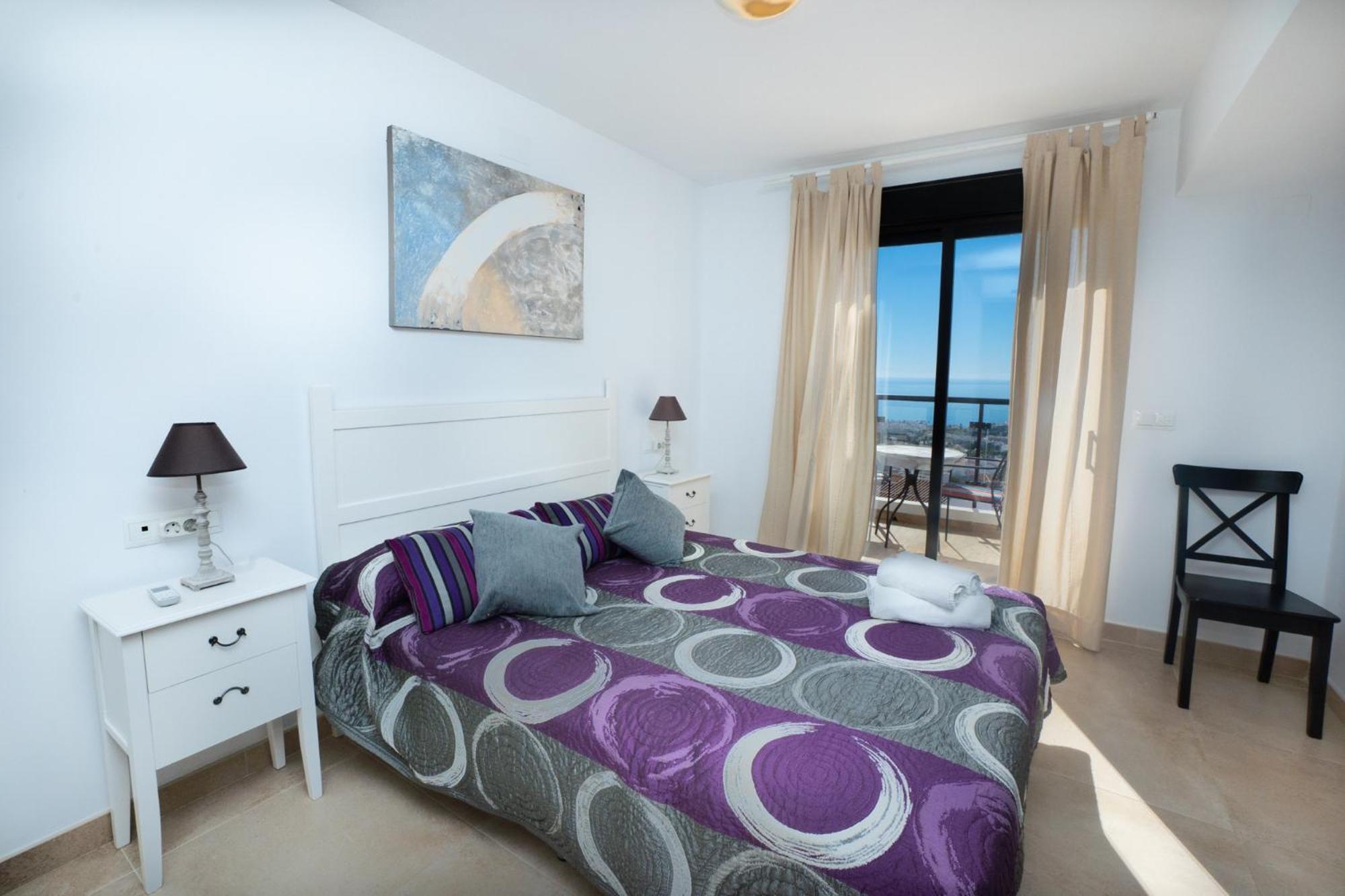 Apartamentos & Spa Torres De San Juan Нерха Экстерьер фото