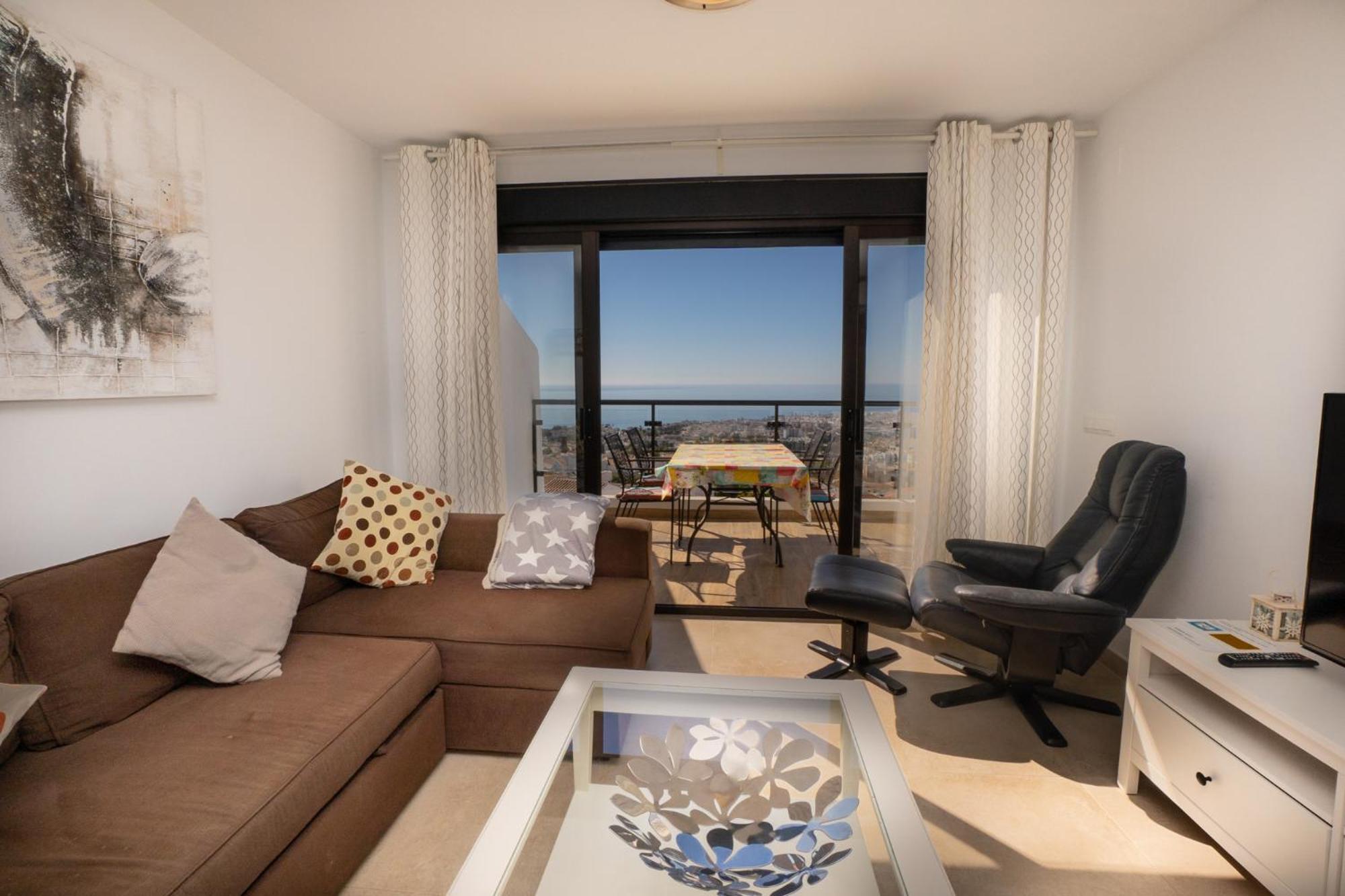 Apartamentos & Spa Torres De San Juan Нерха Экстерьер фото