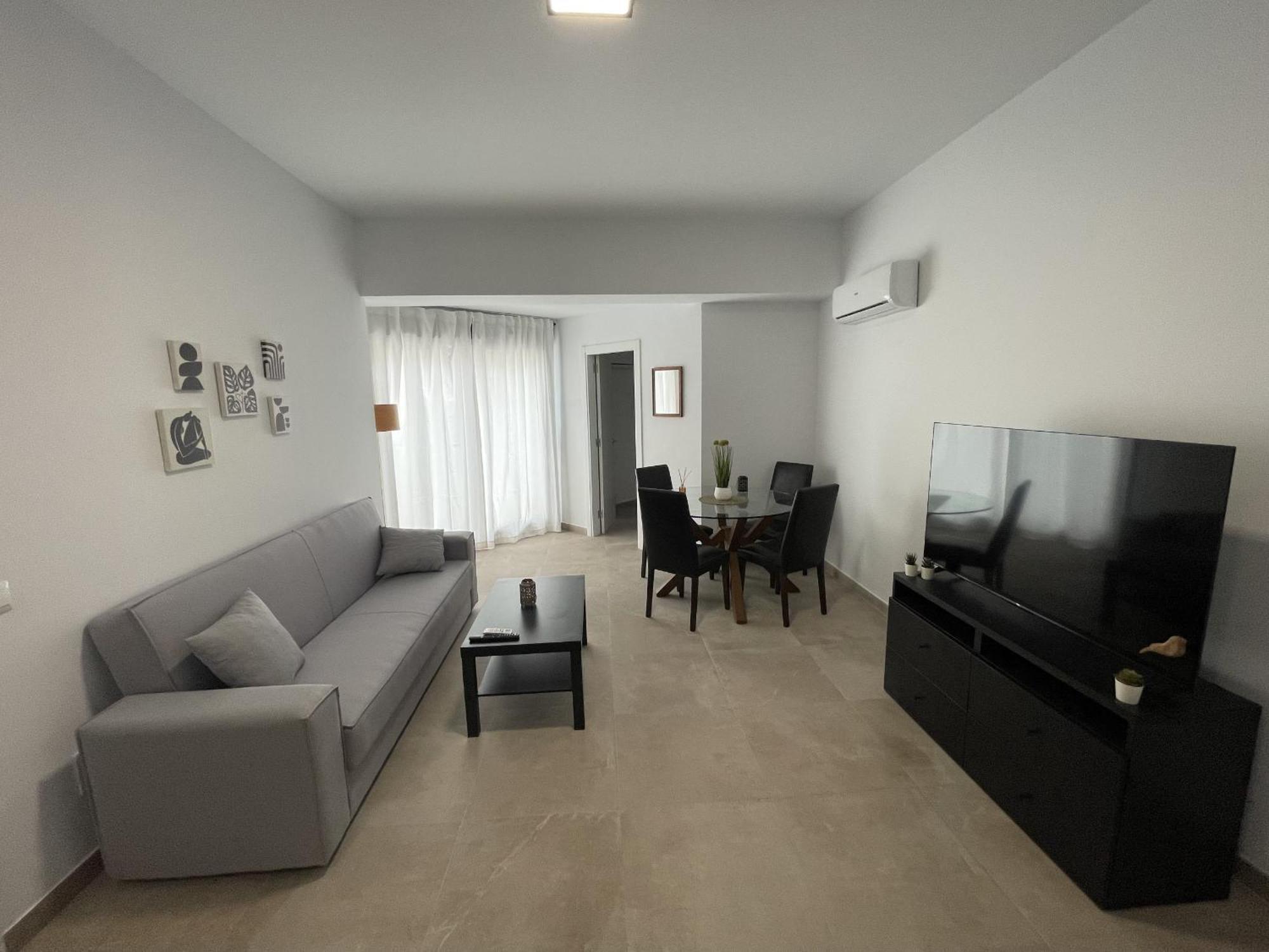 Apartamentos & Spa Torres De San Juan Нерха Экстерьер фото