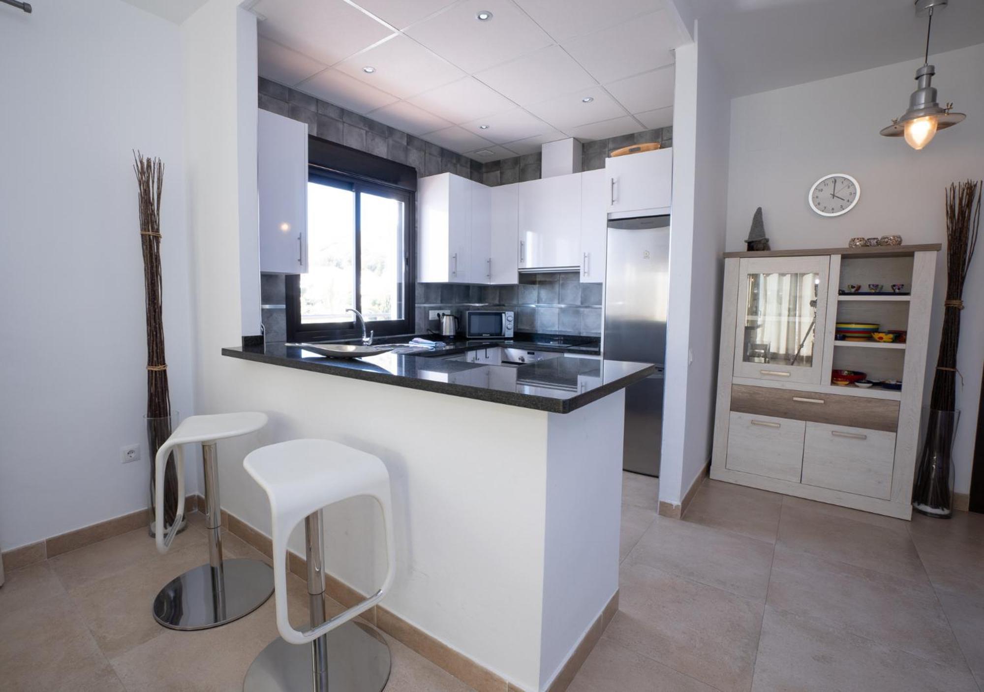 Apartamentos & Spa Torres De San Juan Нерха Экстерьер фото